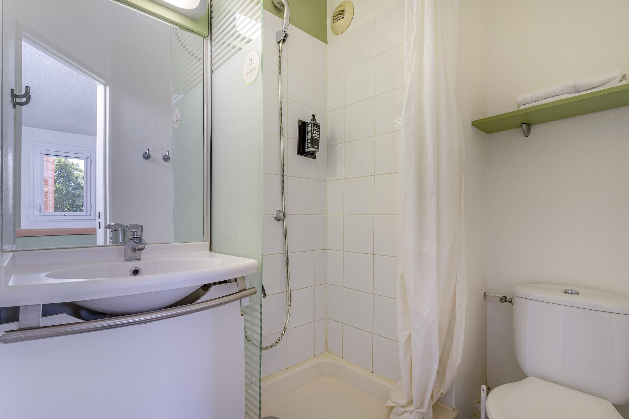 B&B Hotel Marseille Parc Chanot Экстерьер фото